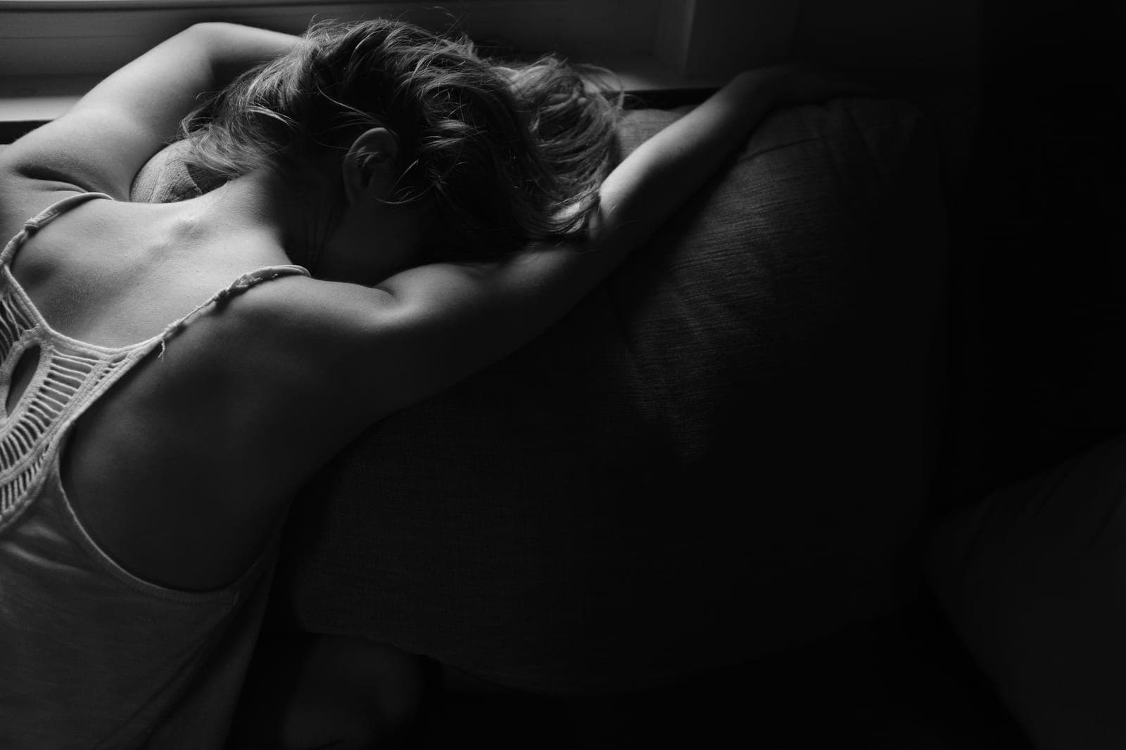 How to Turn and Get Out of Bed with Fibromyalgia Using a Snoozle Slide Sheet