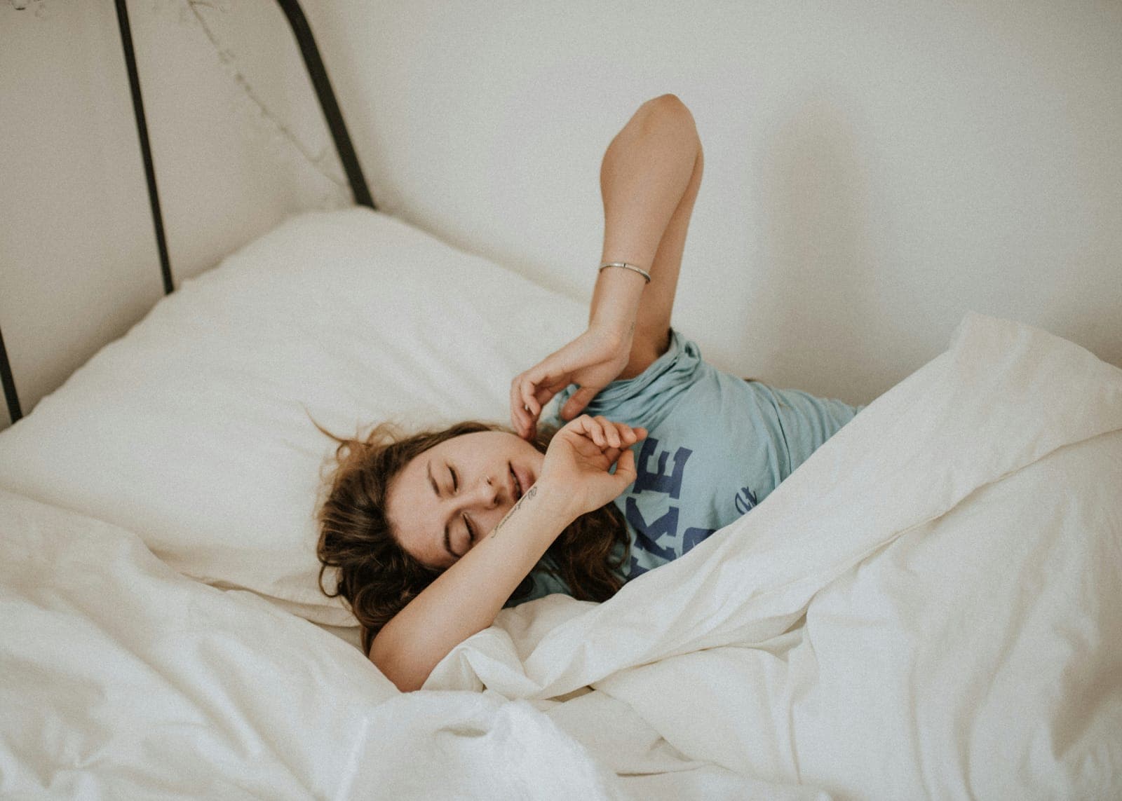 All-Over Soreness at Night: How to Turn and Sleep When Everything Hurts
